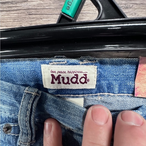 Mudd Blue Straight Leg Distressed Jeans - Picture 6 of 9